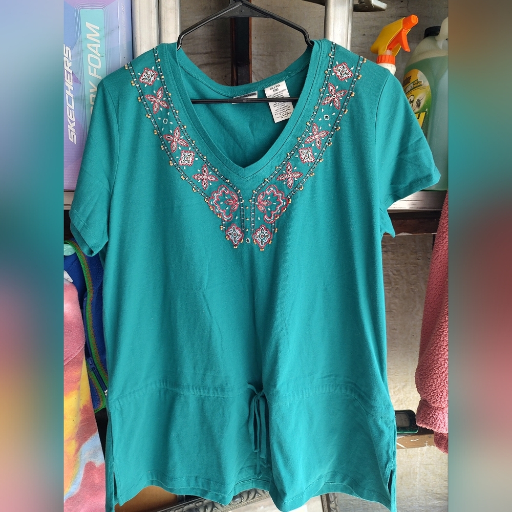 Women's Top